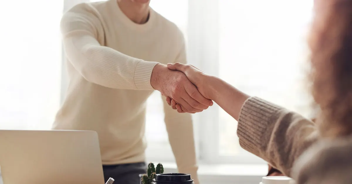 Agentes de IA para Vendas: Como Automatizar Prospecção, Follow-up e Fechamento em 2026