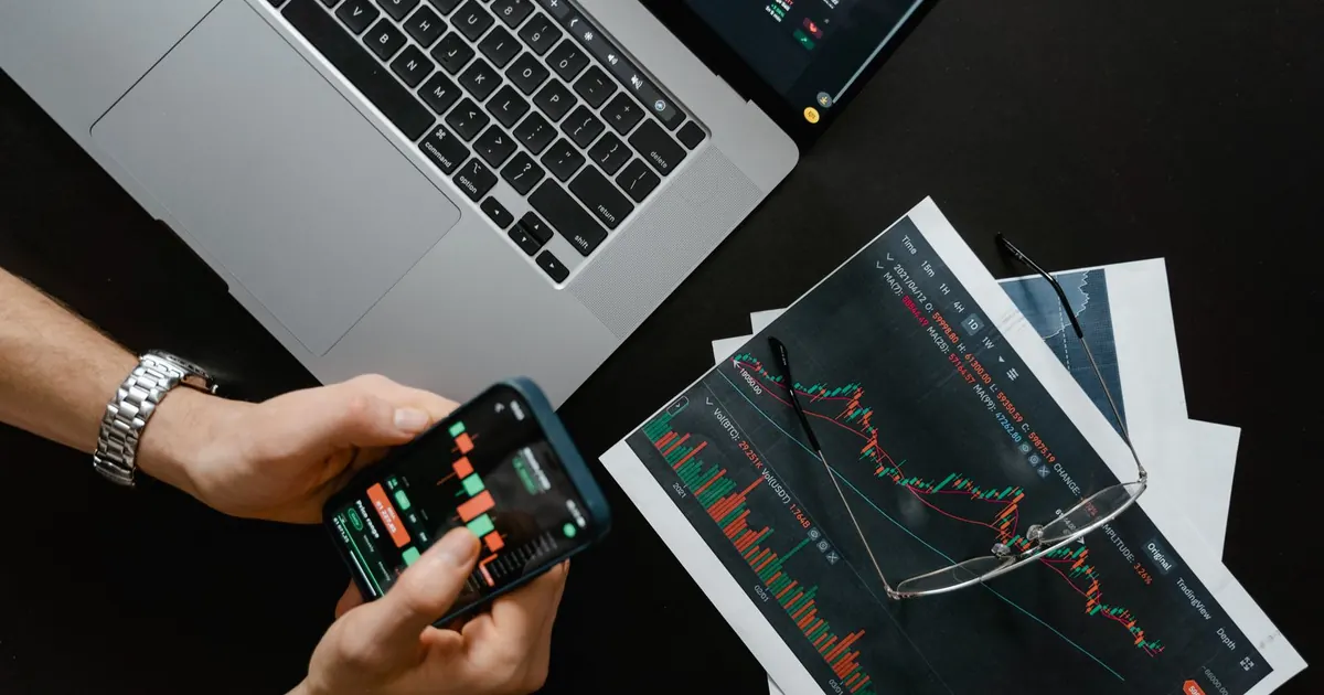 Tomando Decisões com IA: Dados em Tempo Real para Liderar com Vantagem